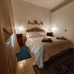 Bed & Breakfast Chez Elisabeth Italia